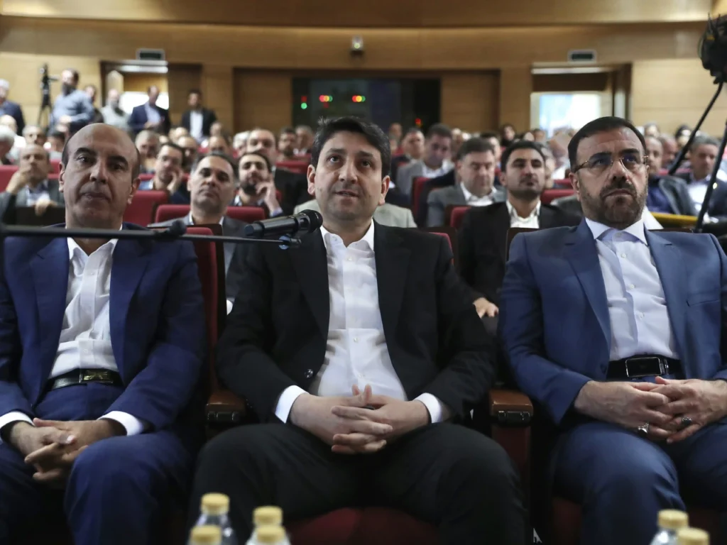 افتتاح سایت 5G ایرانسل در فارس با ثبت سرعت ۴۱۴۳ مگابیت بر ثانیه 2 2