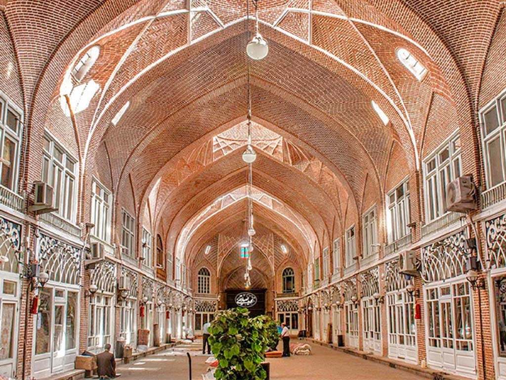 مکالمه رایگان ایرانسل به مناسبت روز تبریز 1 Tabriz Day Inner 1024x768 1