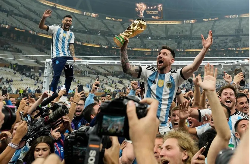 مسی، امباپه و یامال در پنج چهره منتخب اکیپ برای توپ طلا 2 3fo5kmrd5